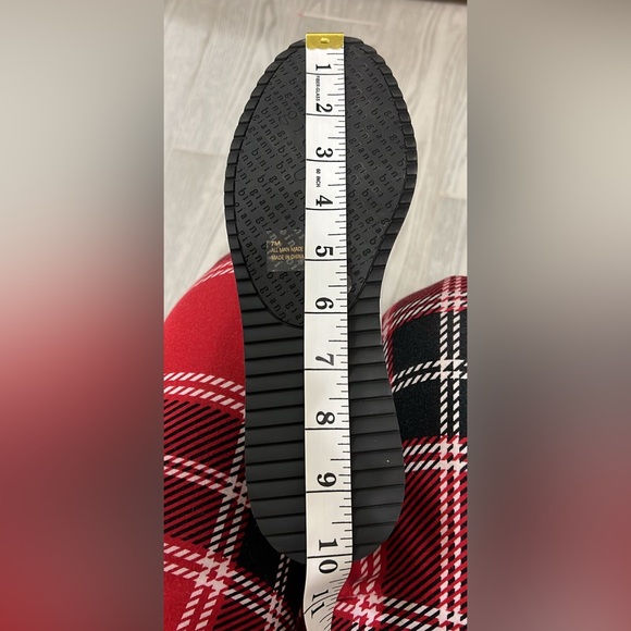 NEW Gianni Bini Over the knee platform boots. White. Size 7 - Picture 5 of 8